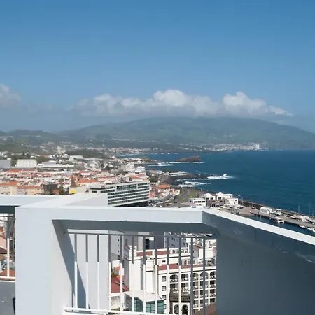 Atlantic Penthouse - City, Montain & Ocean - Free Parking * Ponta Delgada