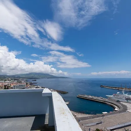 Atlantic Penthouse - City, Montain & Ocean - Free Parking