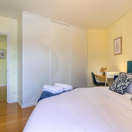 Atlantic Penthouse - City, Montain & Ocean - Free Parking