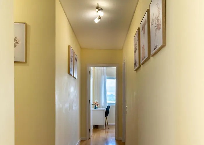 Atlantic Penthouse - City, Montain & Ocean - Free Parking