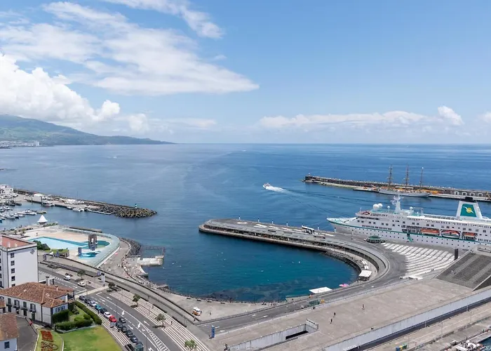 Atlantic Penthouse - City, Montain & Ocean - Free Parking 아파트 *