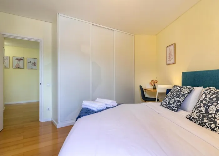 Atlantic Penthouse - City, Montain & Ocean - Free Parking