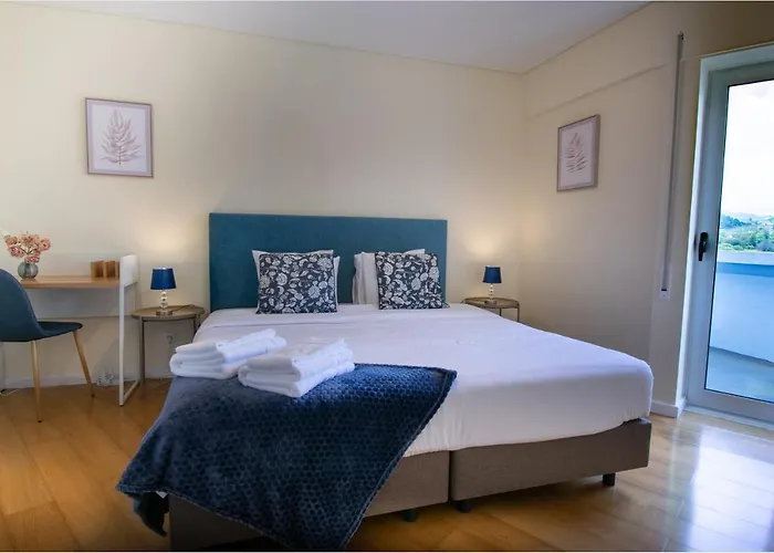 Atlantic Penthouse - City, Montain & Ocean - Free Parking 아파트