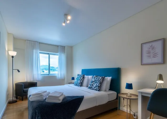 Atlantic Penthouse - City, Montain & Ocean - Free Parking